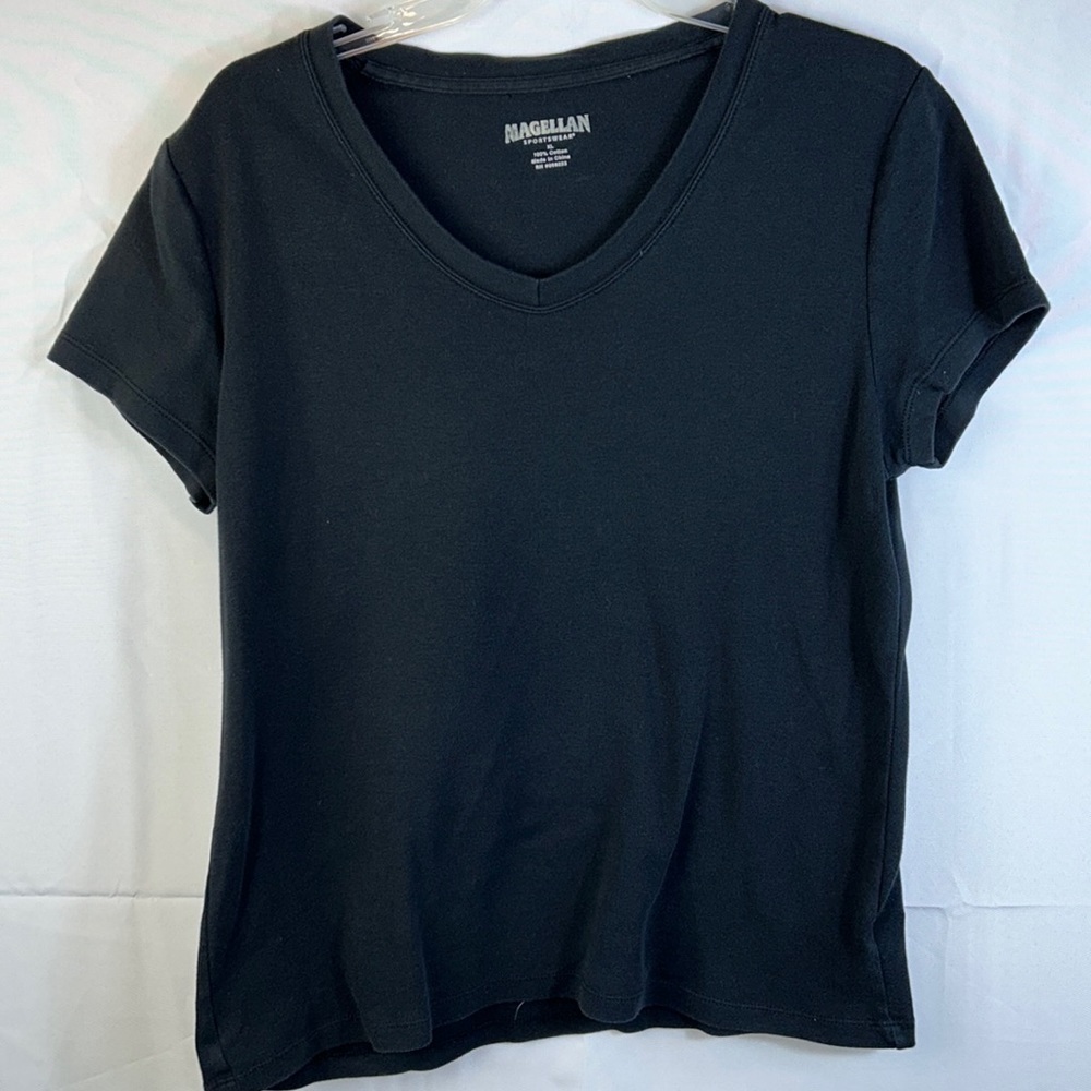 Magellan XL Black TShirt Gently Worn Rounded Neck